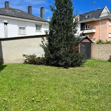 Piso Con Jardin En Apartament