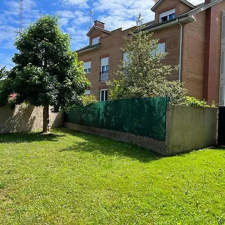 Piso Con Jardin En *