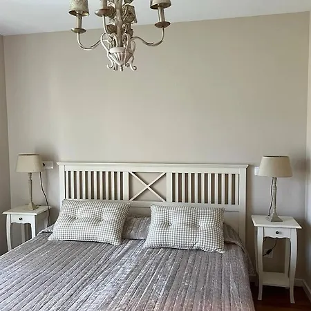 Piso Con Jardin En *